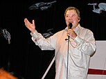 William Shatner (lijevo) i Leonard Nimoy (desno) su ponovili svoje uloge Kirka i Spocka i u četvrtom filmu