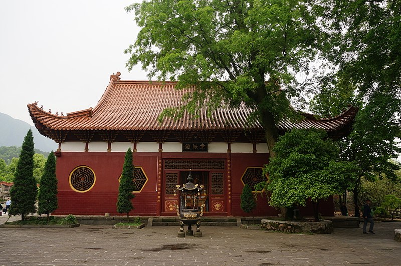 File:Xilin Temple in Mount Lu 08 2017-04.jpg