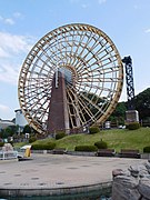 埼玉県立川の博物館の巨大水車。直径24.2mは日本一の大きさ[4]。
