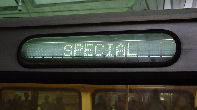 File:"SPECIAL" sign on Red Line (50070477958).jpg