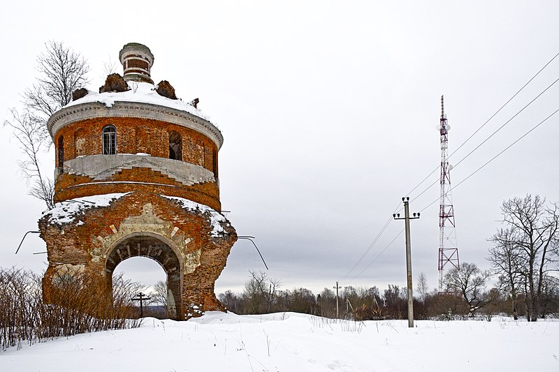 File:Торбеево. Церковь Воскресения Словущего.jpg