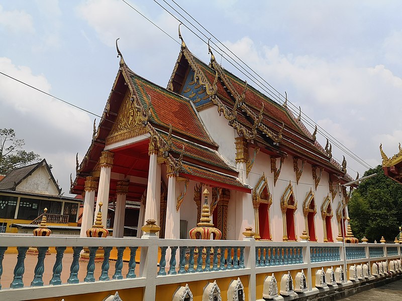 File:วัดทอง (เขตตลิ่งชัน) 03.jpg