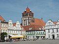 Marktplatz in Greifswald mit Blick auf die Kirche