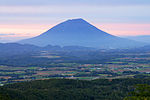 130921 Mount Yotei pohled z Toya Hokkaido Japan01s5.jpg