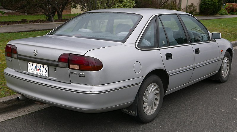 File:1996 Holden Berlina (VS II) sedan (2015-08-07) 02.jpg