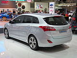2012 Hyundai i30 (GD) Tourer (2012-10-26) 02.jpg