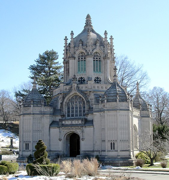 File:2015 Green-Wood Chapel 1.jpg