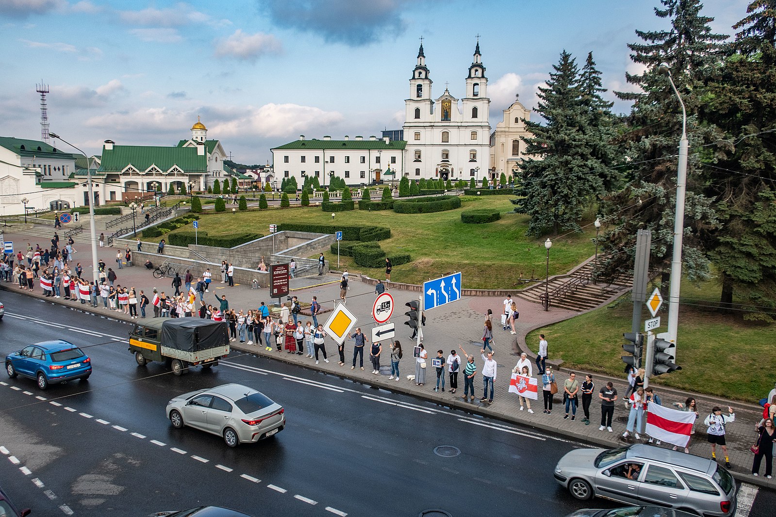 Почему сегодня в минске