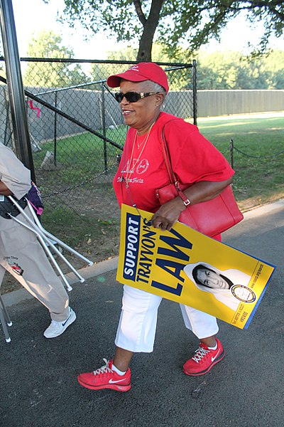 File:25.Rally.RealizeTheDream.MOW50.WDC.23August2013 (9633296154).jpg