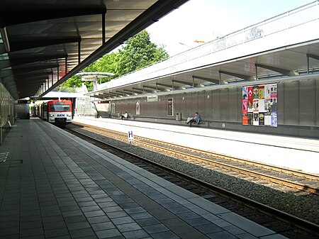 AKN Bahn Station Eidelstedt Zentrum