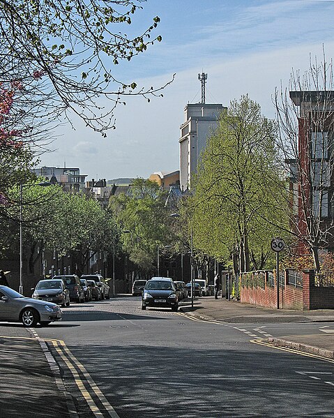 File:A spring morning in Dryden Street - geograph.org.uk - 4937429.jpg