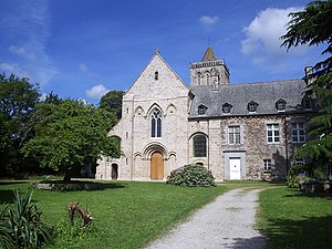 La Lucerne Abbey (Manche) Abbaye de La Lucerne.jpg