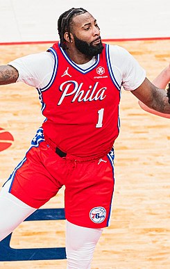 Andre Drummond (51827246596) (rajattu).jpg