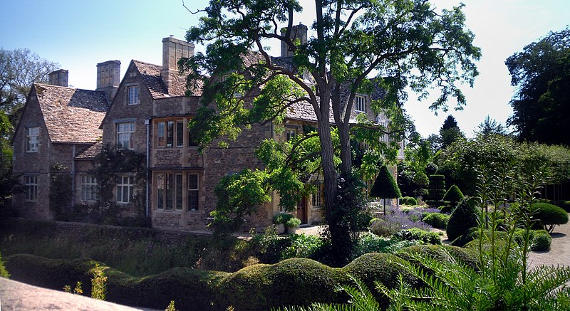 File:Appleton Manor Geograph-3058101-by-Des-Blenkinsopp.jpg