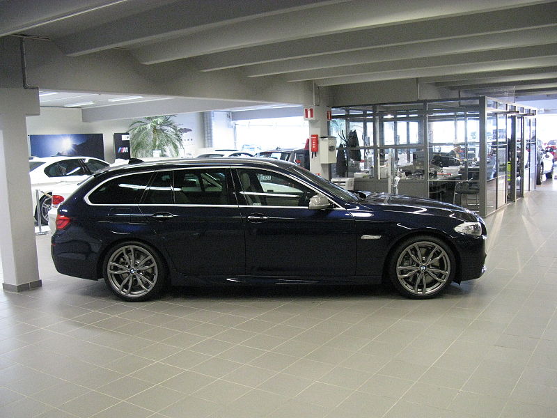 File:BMW M550d X Drive Touring F11 (7309163636).jpg