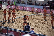 Deutsch: Beachhandball bei den Olympischen Jugendspielen 2018; Tag 3, 10. Oktober 2018; Mädchen, Vorrunde, Gruppe B - Niederlande-Argentinien 2:0 English: Beach handball at the 2018 Summer Youth Olympics at 10 October 2018 – Girls Preliminary Round Group B‎ – Netherlands-Argentina 2:0