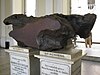 Bendegó meteorit, vpředu, Národní muzeum, Rio de Janeiro.jpg