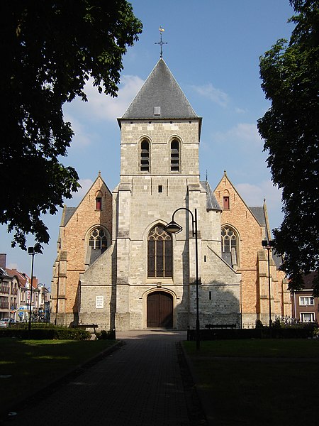 File:Berlare - Sint-Martinuskerk 1.jpg