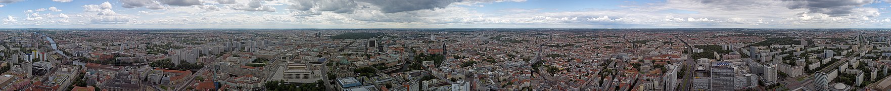 Berlin-Panorama vom Fernsehturm.jpg