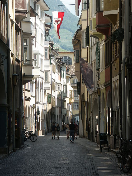 The Laubengasse or Via dei portici, a street in the capital Bolzano