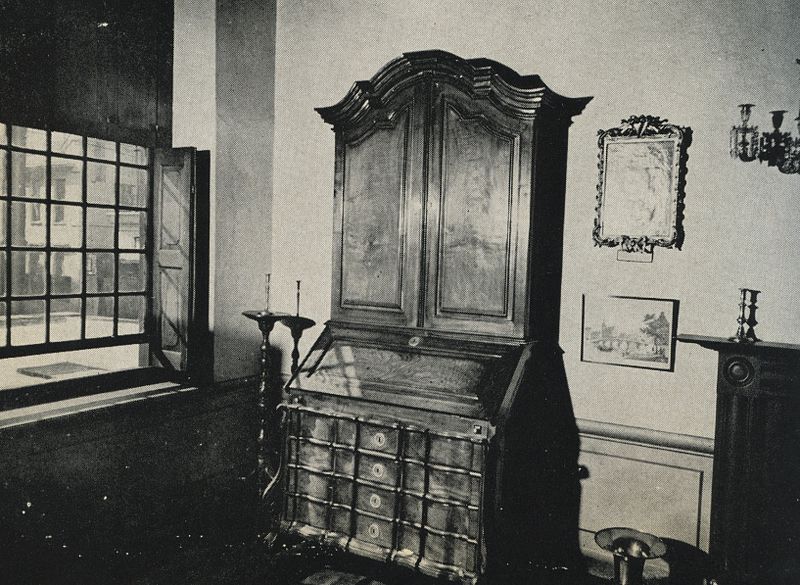 File:Bureau cabinet (1750-1760).jpg