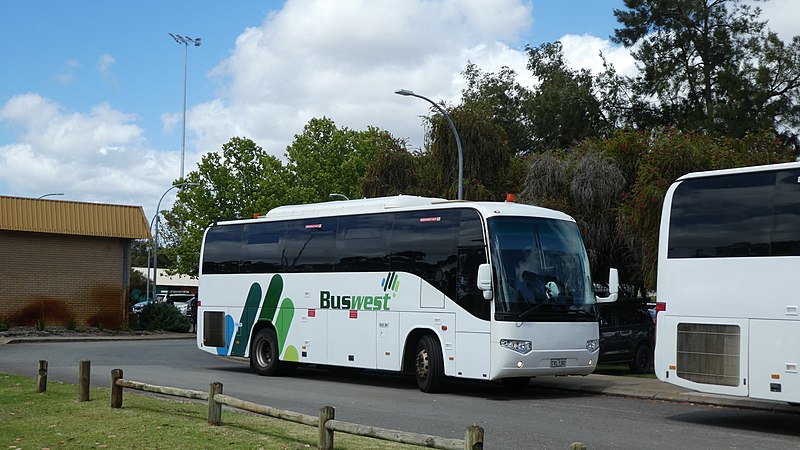 File:Buswest Higer LKLR1FSH CVL1302 at Ern Clark Athletic Track,Cannington.jpg