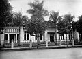 Gedung landraad di Malang (sekitar 1930)