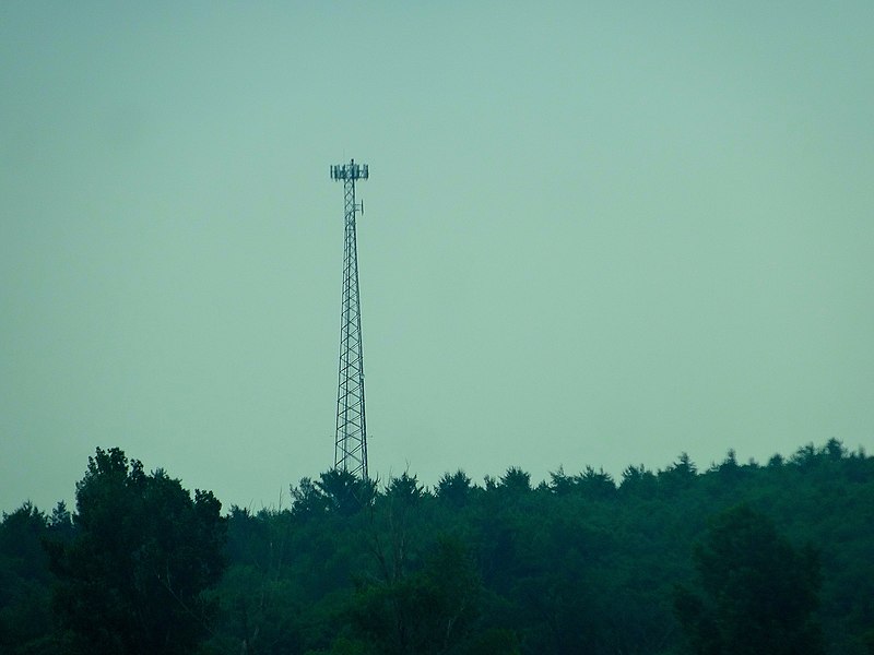 File:Cell Tower North of Westfield - panoramio.jpg