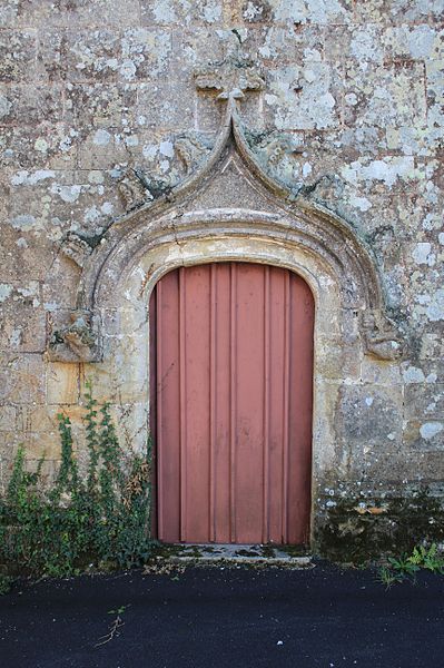 File:Chapelle de la Trinité (Plumergat) 4543.JPG