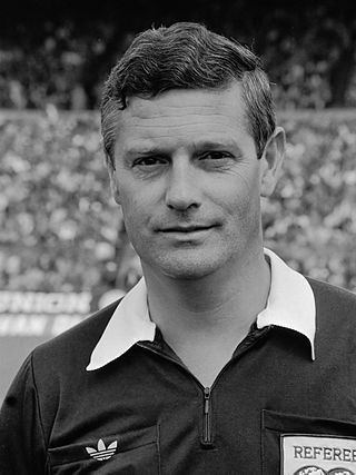 <span class="mw-page-title-main">Charles Corver</span> Dutch football referee (1936–2020)