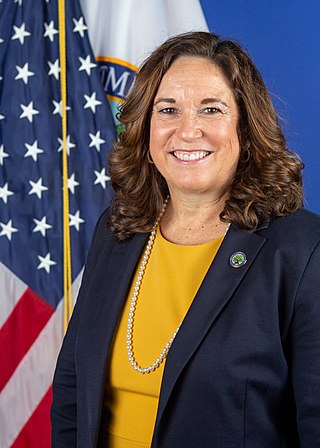 <span class="mw-page-title-main">Cindy Marten</span> American educator and government official