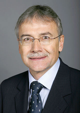 <span class="mw-page-title-main">Claude Hêche</span> Swiss politician (born 1952)