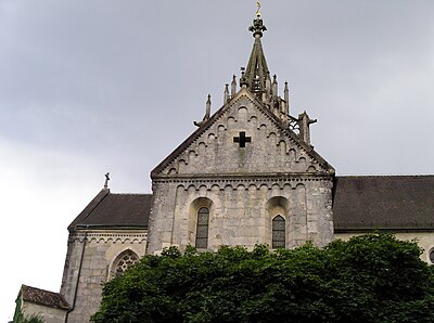 Cloister Bebenhausen from cemetery side.jpg