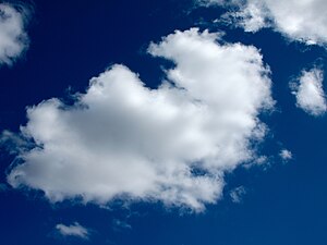 Cumulus fractus Cloud against dark blue sky.jpg
