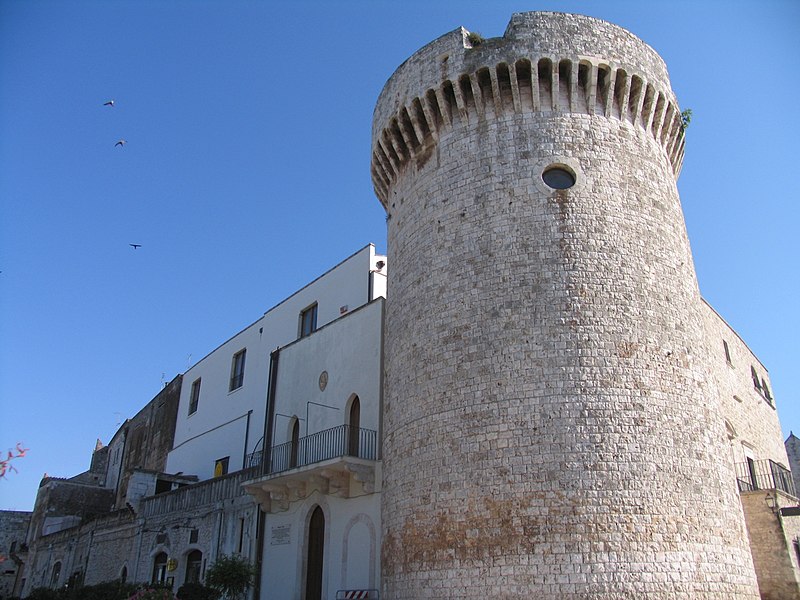 File:Conversano01.jpg