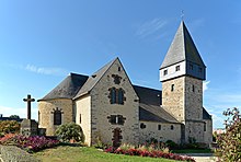 Iglesia de Saint-Nicolas de Coulaines, Sarthe, Francia