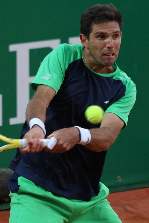 Delbonis playing in the 2022 Monte Carlo Masters