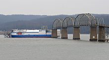 Delta Mariner after its collision with Eggner's Ferry Bridge Delta Mariner after Eggner Ferry Bridge incident.jpg