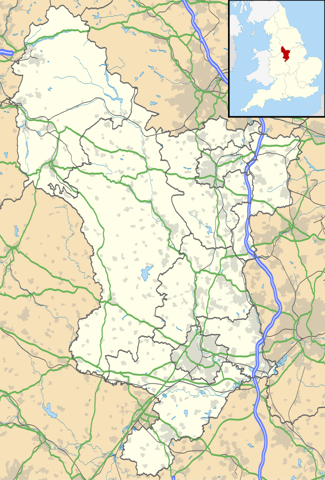 Mapa konturowa Derbyshire, na dole nieco na prawo znajduje się punkt z opisem „Katedra w Derby”