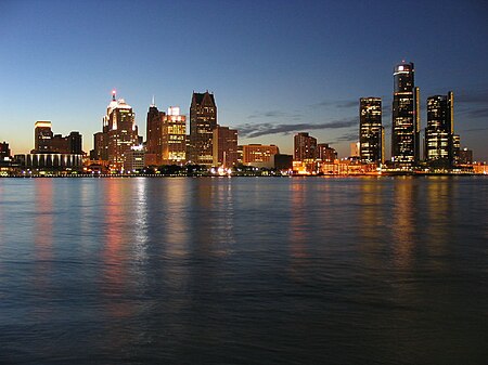 ไฟล์:DetroitSkyline.jpg