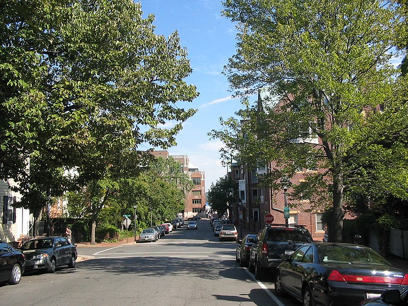 File:Downtown - Old Town Alexandria, Virginia.jpg