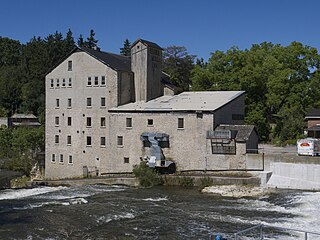 <span class="mw-page-title-main">Elora, Ontario</span> Unincorporated community in Ontario, Canada