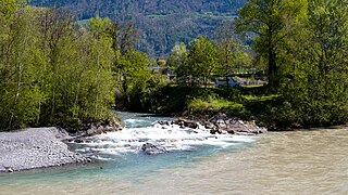 L'embouchure de l'Avançon avec le Rhône.