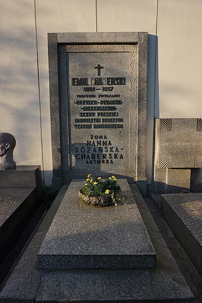 File:Emil Chaberski - grób.jpg