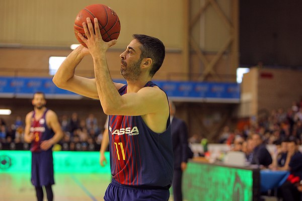 Navarro with FC Barcelona.