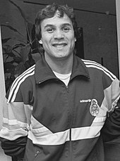 Rabah Madjer was a key figure in Porto's 1987 European Cup Final victory. FC Porto (in verband met wedstrijd om Super Cup tegen Ajax) speler Madjer (l) e, Bestanddeelnr 934-1340 (cropped).jpg
