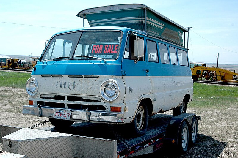 File:Fargo Camper Van.jpg