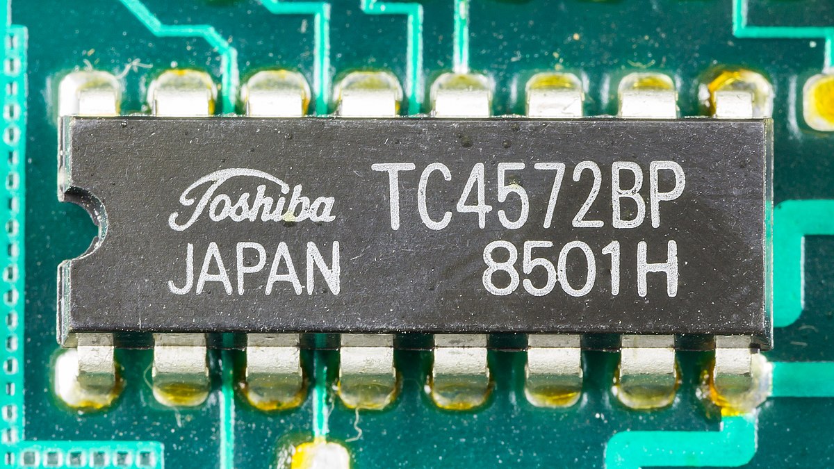 Gsm 4572. Toshiba tc59rm716gb. 4572 Микросхема. С4572 транзистор. 171b 3x3 qfn16 ic.