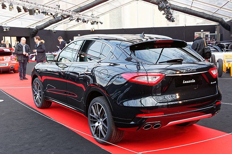 File:Festival automobile international 2017 - Maserati Levante - 002.jpg