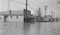 First Creek floodwaters at 6th and Washington, photographed in 1938. Dam construction by TVA in the 1930s and 1940s helped alleviate flooding in the Tennessee Valley. Flood-6th-and-washington-tn1.gif